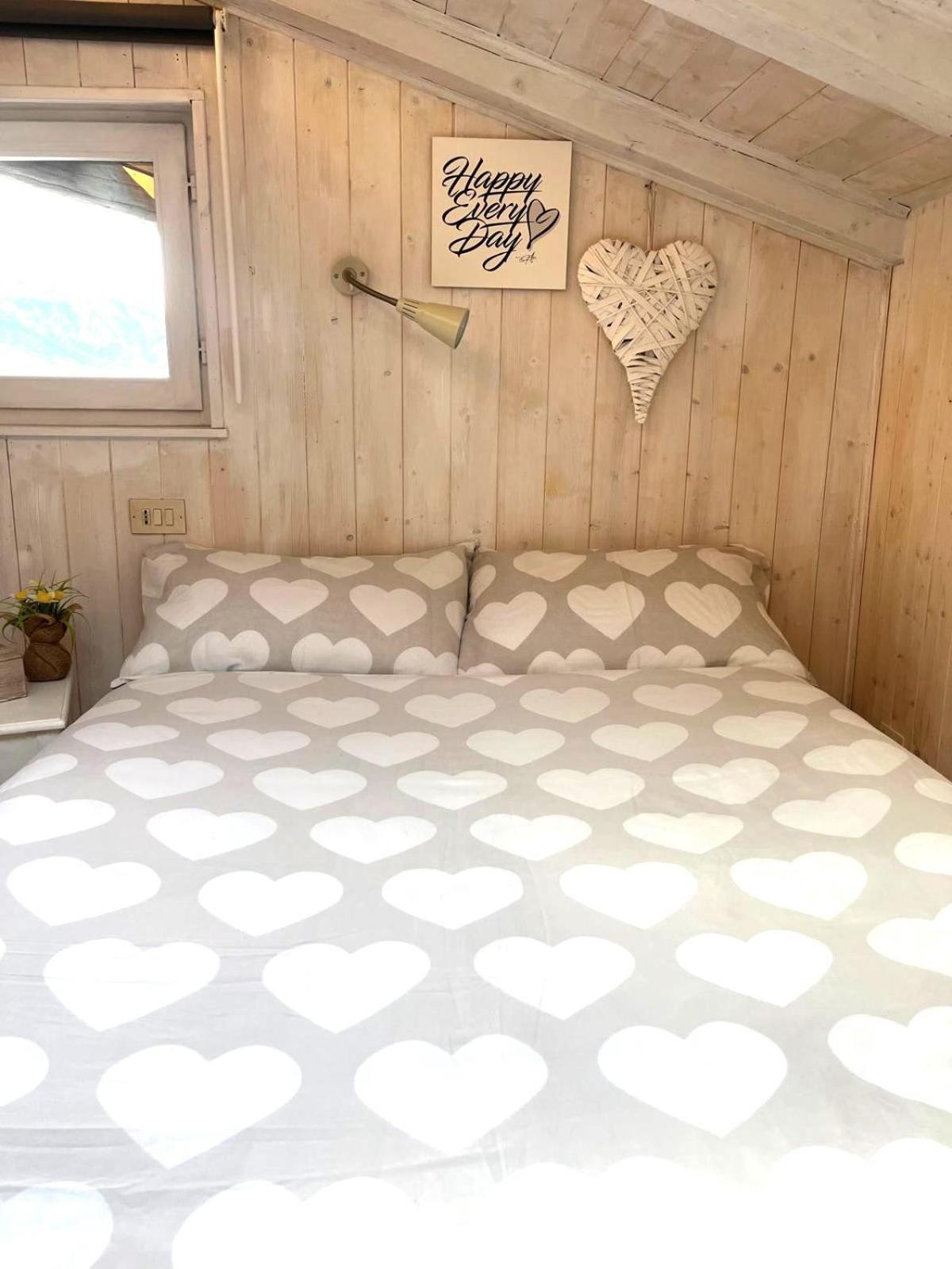 Il Piccolo Loft Nel Cuore Antico Di Aosta - You & Me Case Vacanza エクステリア 写真
